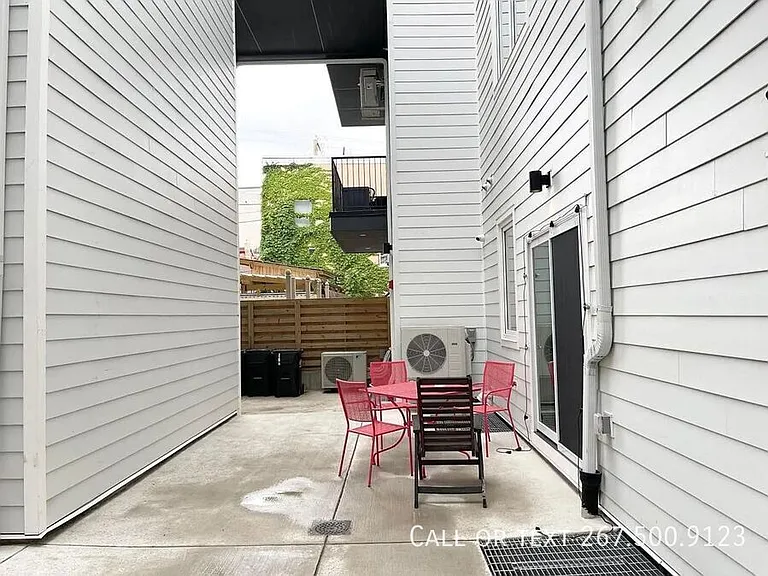 1309-11 Hope St #1 — Photo 10