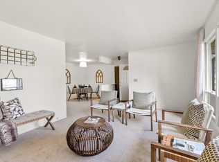 1820 Oakdale Dr #1822, Waukesha, WI 53189