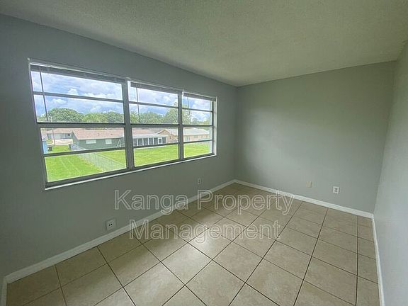 3rd image of 3208 Louisiana Ave Unit 6