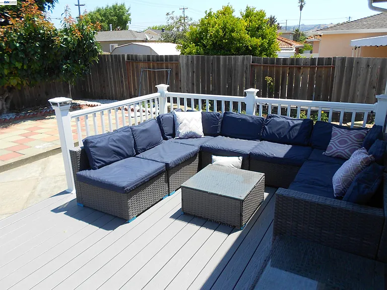 1257 Henderson Ln — Photo 16