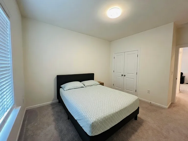2521 Macy Grove Ln — Photo 41