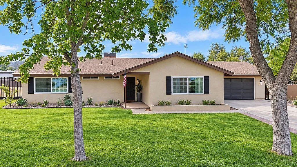 3 bed, 1965 sqft, $4,600 — Photo 3