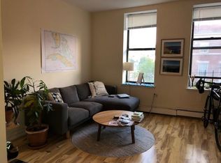 3098 14th St APT 2L, Astoria, NY 11102