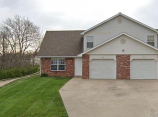 1502 Hickam Dr, Columbia, MO 65202