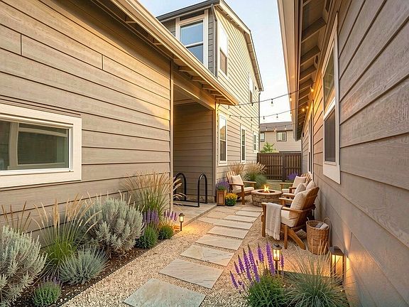 4th image of 20855 SE Caldera Dr