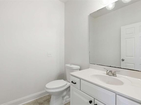 5th image of 622 Spring Crest Rd