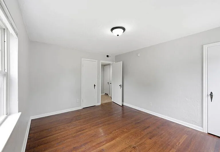 1048 Berkeley Rd #B — Photo 11