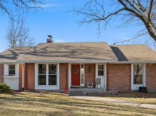 804 Bell Dr, Excelsior Springs, MO 64024