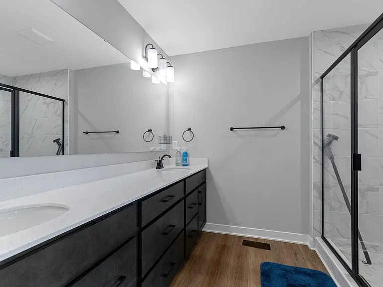 6032 Windsor Dr — Photo 22