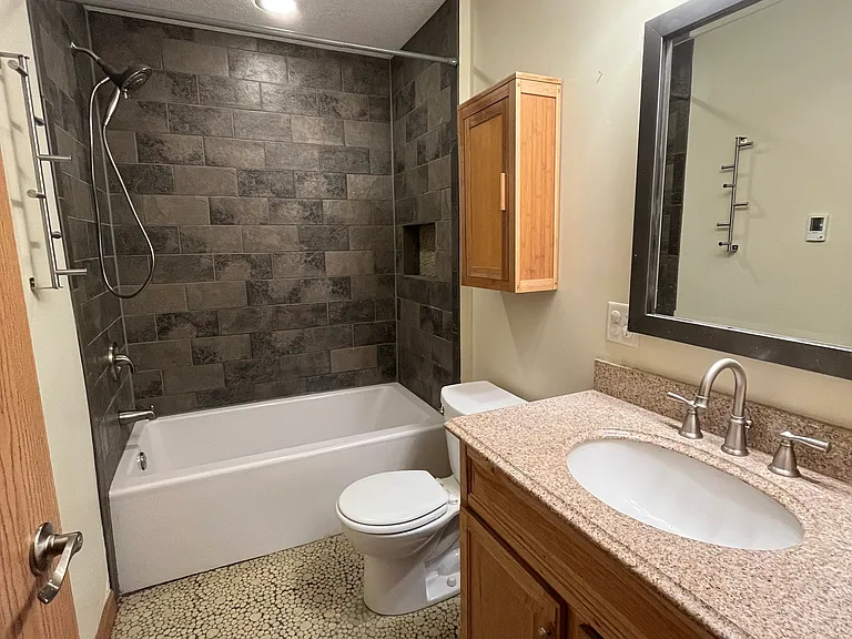 817 Jack Russell Ave — Photo 7