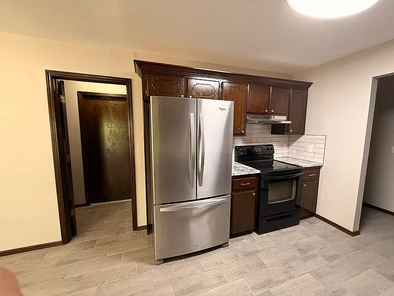 6613 Laurel Rd — Photo 5