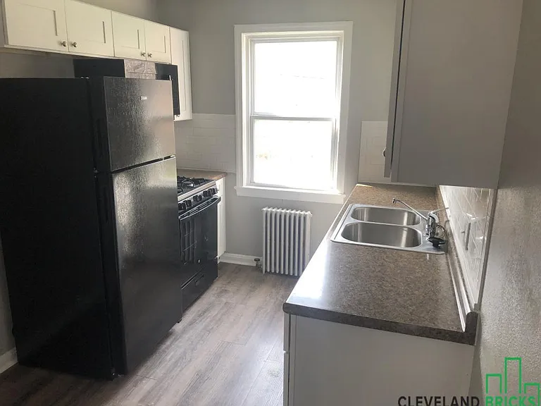 1544 Coventry Rd — Photo 4
