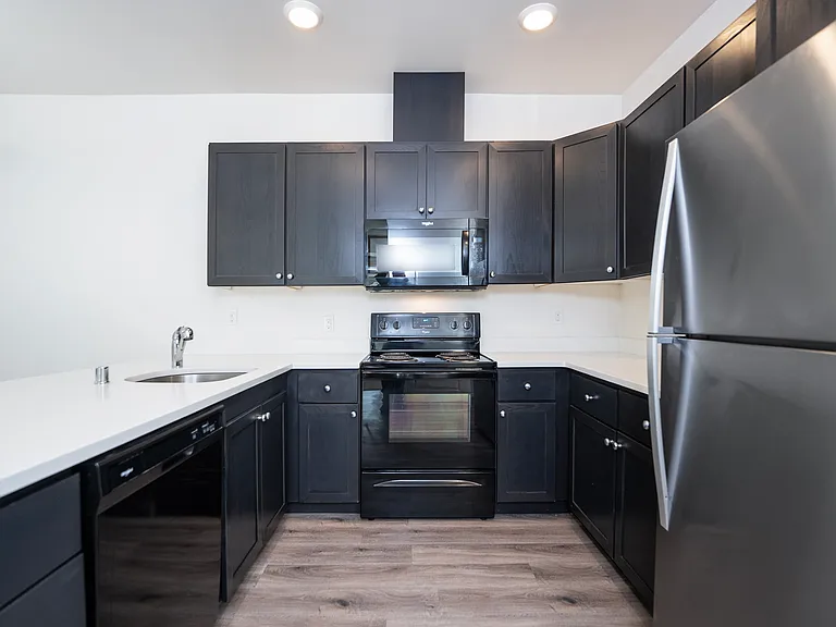 2 Bed 2 Bath Standard - 1053 Sq Ft 2 Bed 2 Bath Standard - 1053 Sq Ft