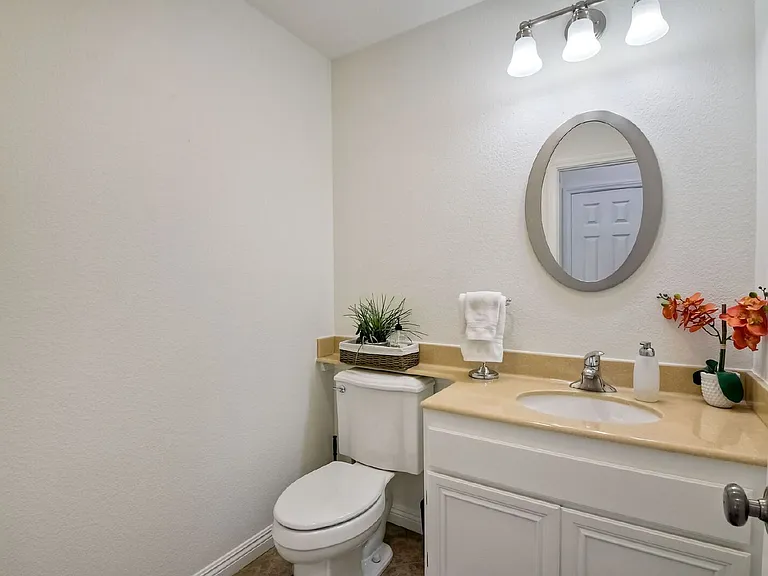 6057 Paseo Carreta — Photo 15