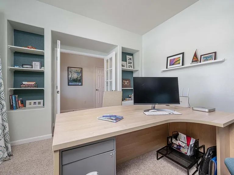 4220 Ravenna Pl — Photo 7