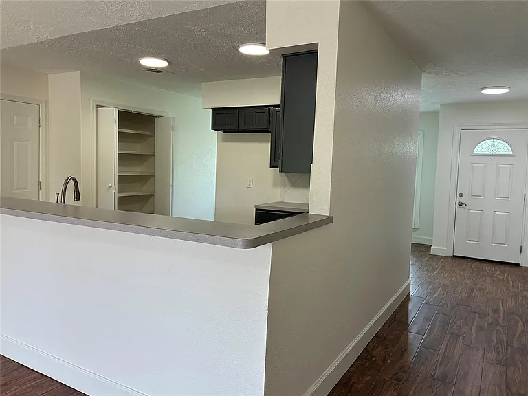 17034 Coachmaker Dr — Photo 5
