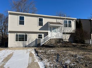 20459 S Acorn Ridge Dr, Frankfort, IL 60423