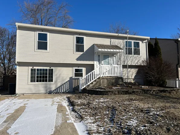 20459 S Acorn Ridge Dr, Frankfort, IL 60423