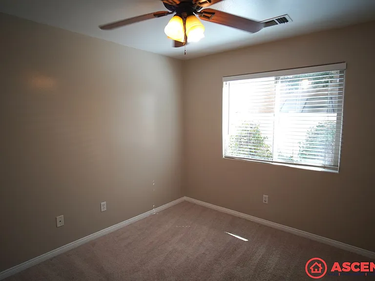 12708 Beechfield Dr — Photo 11
