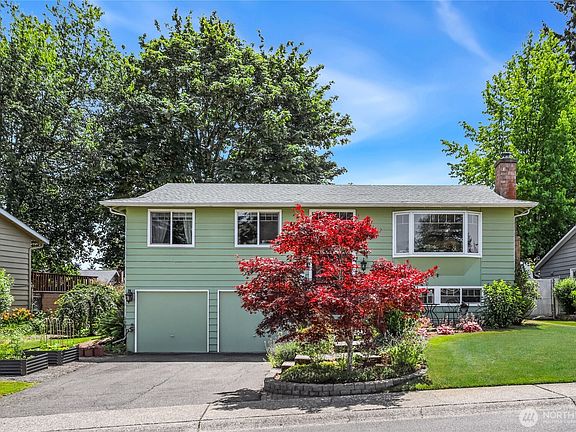 2nd image of 13629 SE 171st Place