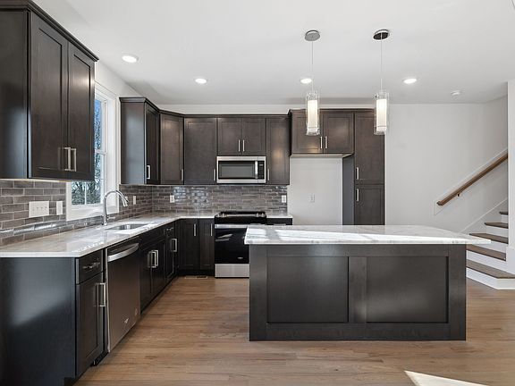 3rd image of 2109 Chadwell Retreat Dr