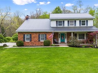 1200 Crackel Rd, Aurora, OH 44202