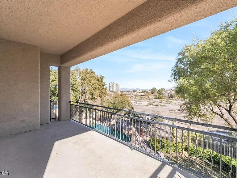 904 Pont Chartrain Dr — Photo 20