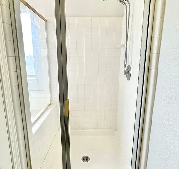 1043 Carryll Park Ct — Photo 35