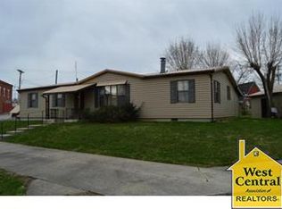 111 W Jackson St, Windsor, MO 65360