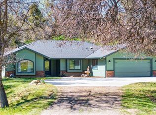 26000 Bear Valley Rd, Tehachapi, CA 93561