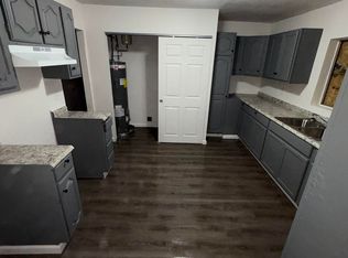 11 Westwood Dr, Cahokia, IL 62206