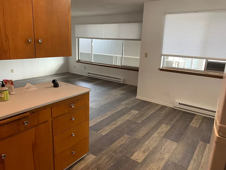 620 S Laurel St — Photo 8