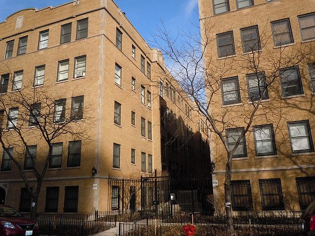 1st image of 630 W Waveland Ave APT 1C