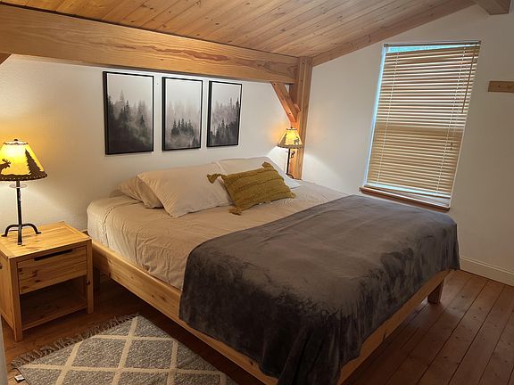 4th image of 2335 N Cotswald Cir #17021601