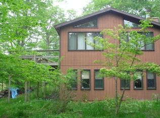 5805 Iroquois St, Tobyhanna, PA