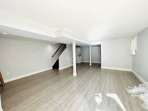 5th image of 65 Glen St #1A