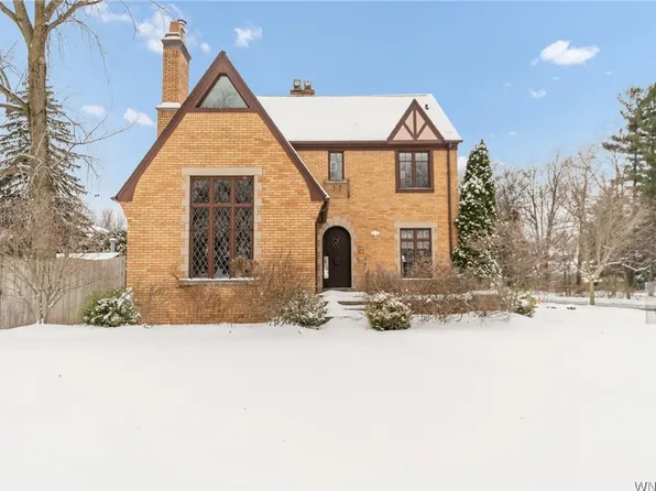 183 Ruskin Rd, Amherst, NY 14226