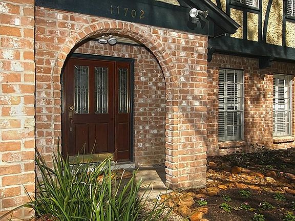 Come take a closer look at this home and note it has a tankless water heater and recent roof