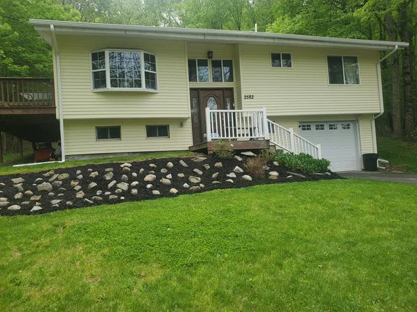 2582 Powderhouse Rd, Corning, NY 14830