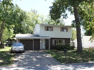 1029 W Laurel St, Carbondale, IL 62901