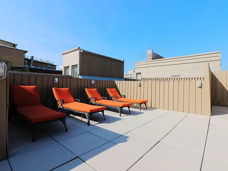 1515 O St NW — Photo 48