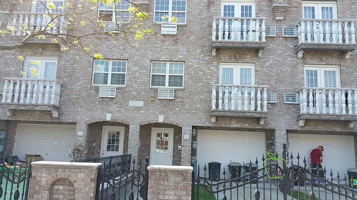 Rented by Bapple | media 7