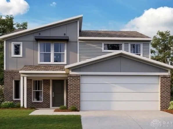 278 Quail Hollow Dr, Brookville, OH 45309