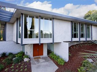 16949 Strawberry Dr, Encino, CA 91436