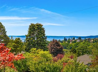 2820 29th Ave W, Seattle, WA 98199