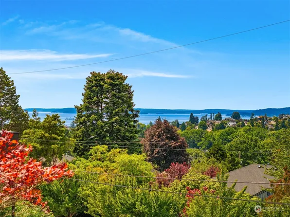 2820 29th Avenue W, Seattle, WA 98199