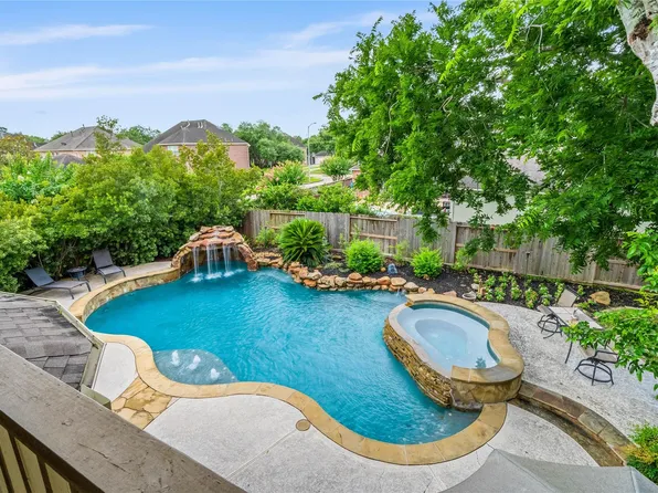 7914 Chianti Ct, Sugar Land, TX 77479