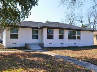 1555 Cape Cod Dr, Dallas, TX 75216