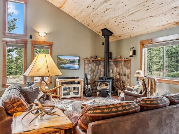 31 Cradleboard Ct, Como, CO 80456