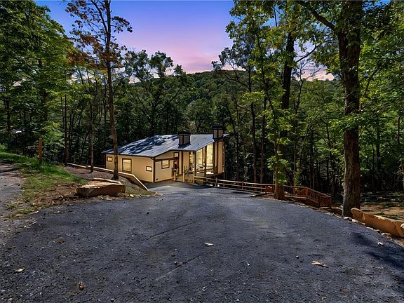 2nd image of 1918 Big Creek Rd